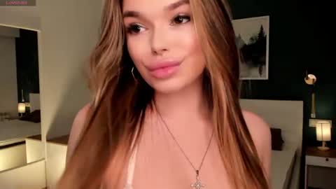 Silvia online show from July 31, 9:30 am