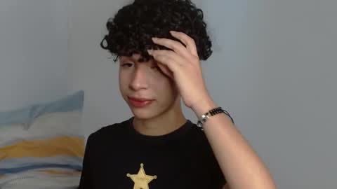 Cuddly online show from December 15, 4:59 pm