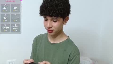 Cuddly online show from September 27, 10:15 pm