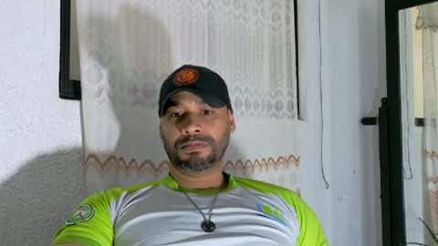 Snapshot of culoculito341910 chatting on July 17, 2:02 pm bebe online show from July 17, 2:02 pm