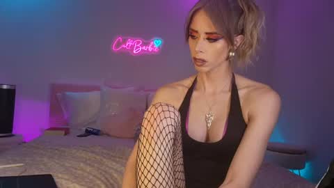 Cult Barbie online show from June 27, 3:33 am