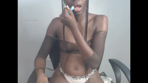 Snapshot of cum_ebony_xsecret chatting on September 15, 7:30 am sophie online show from September 15, 7:30 am