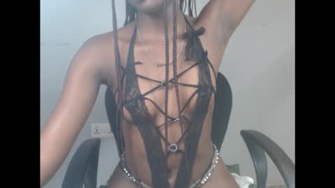 Snapshot of cum_ebony_xsecret chatting on September 18, 7:43 am sophie online show from September 18, 7:43 am