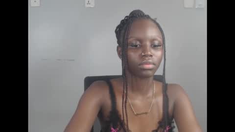 Snapshot of cum_ebony_xsecret chatting on September 19, 8:05 am sophie online show from September 19, 8:05 am