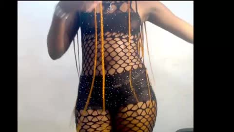 sophie online show from June 12, 7:29 am