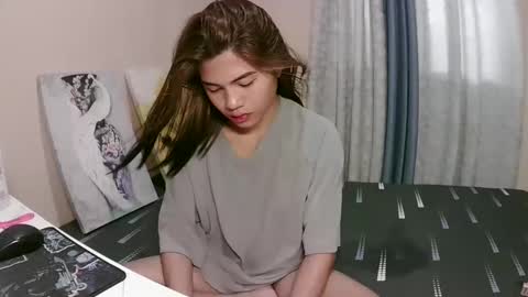 Snapshot of cum_swallowerxx69 chatting on February 18, 3:21 am SASSY online show from February 18, 3:21 am
