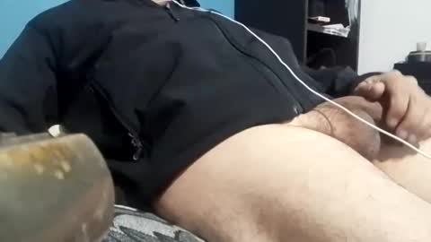 Snapshot of cumbian_chero chatting on November 7, 4:18 pm cumbian_chero online show from November 7, 4:18 pm