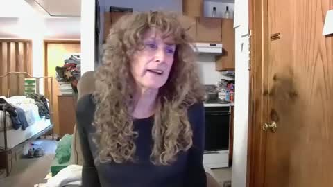 Nikki online show from December 24, 4:30 pm