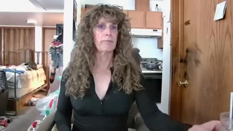 Nikki online show from July 18, 1:59 pm