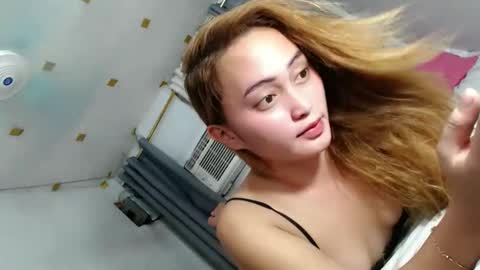 Snapshot of cumgirl_princess chatting on April 11, 9:52 pm PRINCESS online show from April 11, 9:52 pm