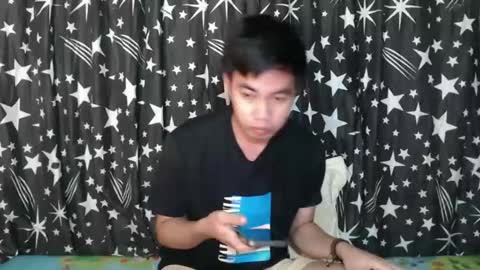 Snapshot of cumloader_ian4u chatting on February 19, 11:06 am IAN online show from February 19, 11:06 am