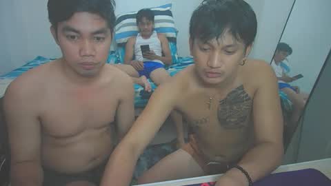 IAN online show from April 22, 9:11 am