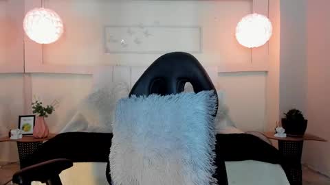 Cumming Loving online show from February 25, 8:29 pm