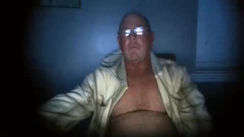 Snapshot of cumsalot55797187 chatting on December 4, 4:22 am cumsalot55797187 online show from December 4, 4:22 am