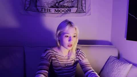 cupcakesoul online show from June 21, 8:22 pm