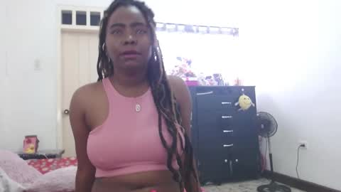 Snapshot of cuplex_hotlatina94 chatting on December 1, 5:02 pm dominic and julieta... independent models online show from December 1, 5:02 pm