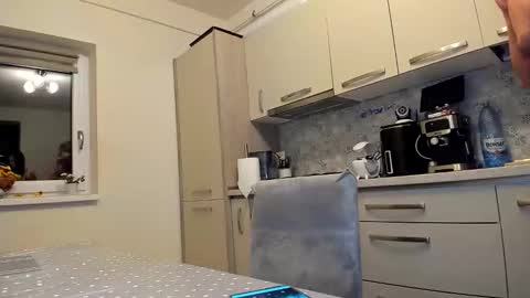 Snapshot of cuplu29 chatting on November 5, 3:39 am maria alex online show from November 5, 3:39 am