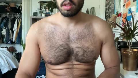 Snapshot of cur10sg30rg3 chatting on April 19, 3:33 pm cur10sg30rg3 online show from April 19, 3:33 pm