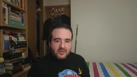 curiosillo1983 online show from February 24, 11:47 pm