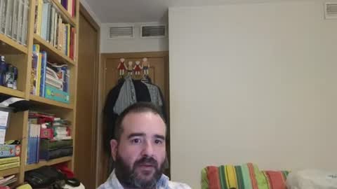 curiosillo1983 online show from July 28, 6:20 pm