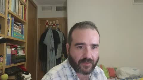 curiosillo1983 online show from July 28, 9:03 pm