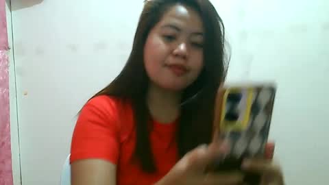 Snapshot of curious_girl247 chatting on January 3, 2:32 am curious_girl247 online show from January 3, 2:32 am