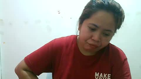 Snapshot of curious_girl247 chatting on January 15, 10:06 am curious_girl247 online show from January 15, 10:06 am