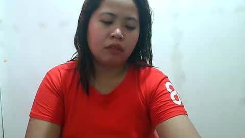 Snapshot of curious_girl247 chatting on January 17, 8:13 am curious_girl247 online show from January 17, 8:13 am