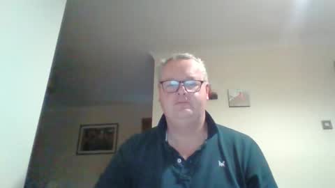 Snapshot of curiousax77 chatting on January 16, 8:54 am curiousax77 online show from January 16, 8:54 am