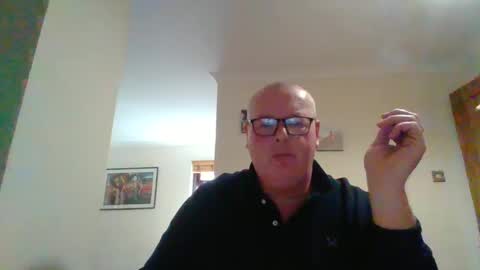 Snapshot of curiousax77 chatting on March 6, 12:19 pm curiousax77 online show from March 6, 12:19 pm