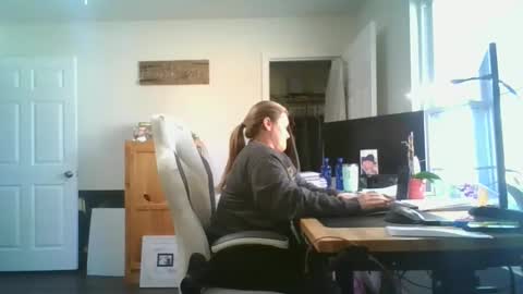 Snapshot of curiouscouple3143 chatting on January 17, 6:54 pm curious couple online show from January 17, 6:54 pm