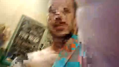 curiousguyhere6 online show from June 10, 10:19 pm