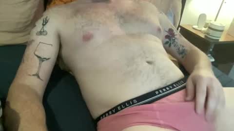 Snapshot of curiousmax18 chatting on November 14, 5:33 pm Maxx online show from November 14, 5:33 pm