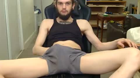 curiouss25 online show from May 7, 9:47 am