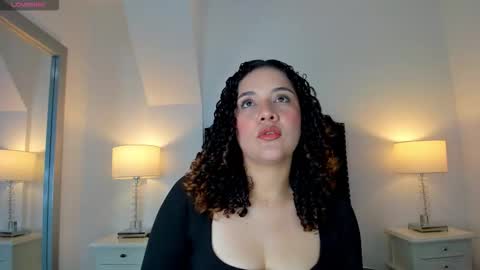 curly luna  online show from March 14, 7:08 pm