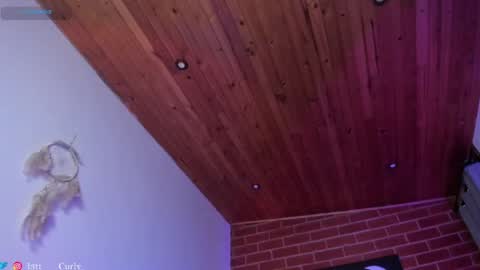 curly_scarlett69 online show from May 4, 6:37 pm