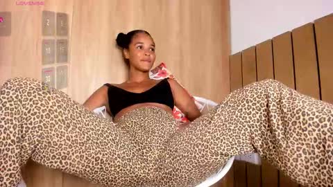 Curly  -  OF- CURLY SWEETT online show from September 22, 11:51 pm