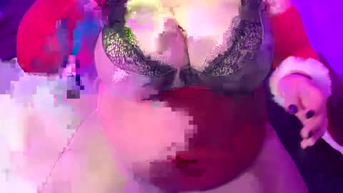 Snapshot of curlykaii55 chatting on December 27, 12:50 am Kay online show from December 27, 12:50 am