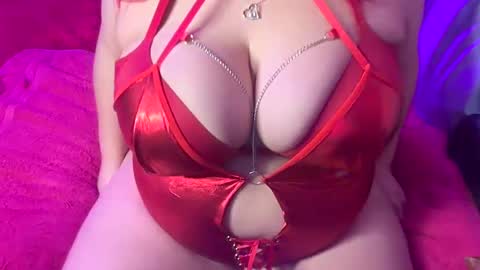 Snapshot of curlykaii55 chatting on January 25, 9:57 pm Kay online show from January 25, 9:57 pm