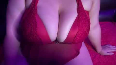 Snapshot of curlykaii55 chatting on February 23, 6:17 am Kay online show from February 23, 6:17 am