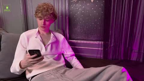 KEVIN online show from May 22, 4:30 am
