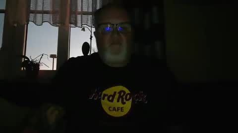 Snapshot of curtus14 chatting on December 25, 3:49 pm curtus14 online show from December 25, 3:49 pm