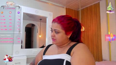 Snapshot of curvy_beauty_ chatting on December 18, 5:31 pm Hanna online show from December 18, 5:31 pm