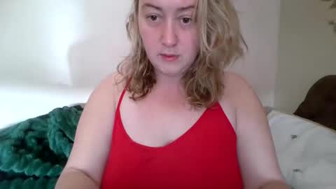 curvyblond20 online show from June 8, 5:24 pm