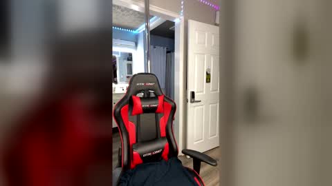 curvyfunlover online show from February 10, 12:09 pm