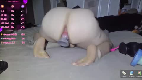 Curvygothfemboy online show from December 5, 4:31 am