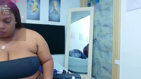 curvyhomebebe online show from August 4, 7:27 pm