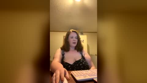 dahlia -kim online show from June 23, 3:04 am