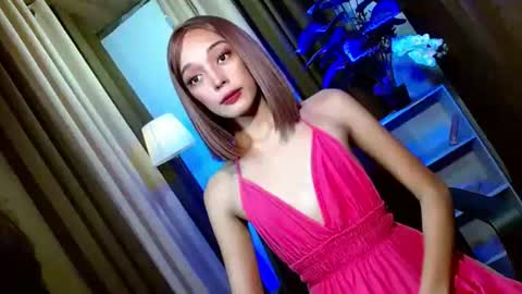 BBY CURLYHANNA online show from February 1, 1:42 pm