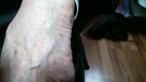 Snapshot of cutandwaxed2 chatting on January 18, 7:04 pm BI SMOOTH MATURE SUB online show from January 18, 7:04 pm